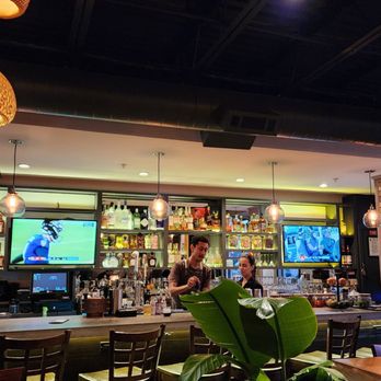 Rickshaw Thai Kitchen - Bar - Thai Near Me - Alpharetta, Georgia