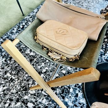 Le Jardinier - Folding stand for purses - French Near Me - Houston, Texas Le Jardinier - Folding stand for purses - French Near Me - Houston, Texas