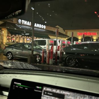 Tesla Supercharger - EV Charging Stations Near Me - Los Angeles, California Tesla Supercharger - EV Charging Stations Near Me - Los Angeles, California