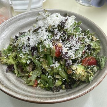 Beatrix - Mediterranean Chopped Salad - Coffee & Tea Near Me - Oak Brook, Illinois