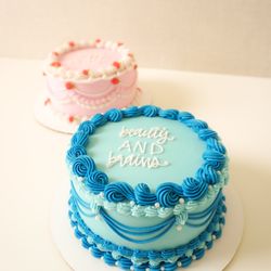 Kymoto Co - 6in Vintage Cakes
