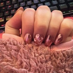 Valentine's Nails by Diamond, freestyled to perfection!