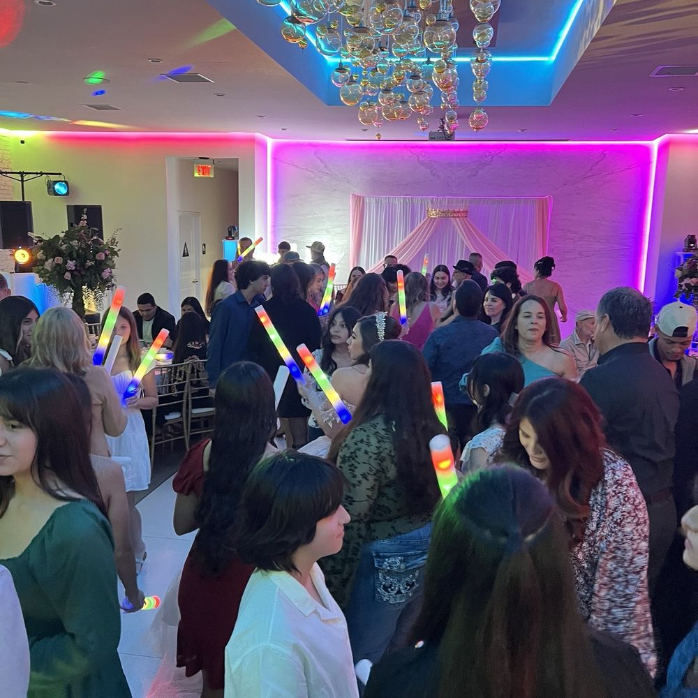 Elli Banquet - Dance floor - Venues & Event Spaces Near Me - Pasadena, California