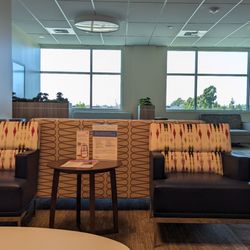 Orange Coast Women's Group - Tustin - Such a nice and pleasant waiting room,. hardly ever crowded which is NICE