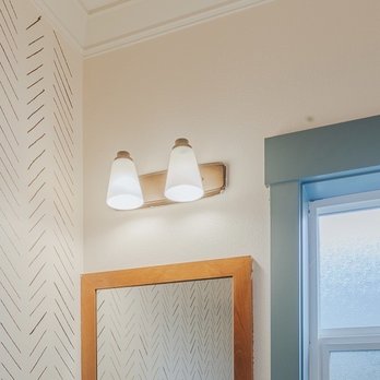 Canyon Ridge Electric - Light Fixture - Electricians Near Me Canyon Ridge Electric - Light Fixture - Electricians Near Me
