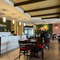 Lan Lamoon Authentic Thai Bistro - A shot of the decor
