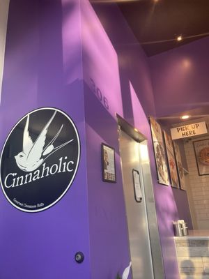 Cinnaholic by null