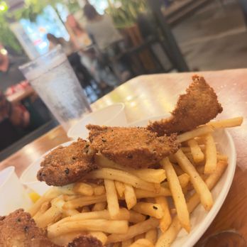 Aloha Beer - Fish and Chips - Breweries Near Me - Honolulu, Hawaii