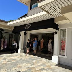 Cinnamon Girl - Cinnamon Girl store front