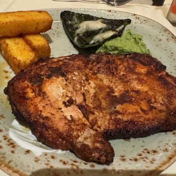 Buckeye Roadhouse - Chili-Lime Brick Chicken
Pasilla pepper, polenta sticks, avocado, cilantro crème fraiche - American Near Me - Mill Valley, California Buckeye Roadhouse - Chili-Lime Brick Chicken
Pasilla pepper, polenta sticks, avocado, cilantro crème fraiche - American Near Me - Mill Valley, California