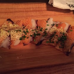 Fabric Sushi - Tiradito de salmón y pulpo con ralladura de limón