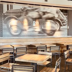 Piada Italian Street Food - Interior