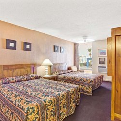 Knights Inn Gila Bend - 2 Queen Bed Room