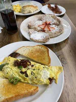 Huskers Cafe (Atlanta) by null