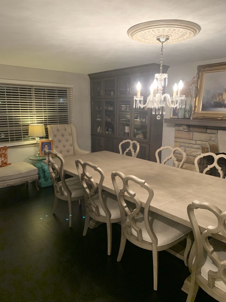 13 Photos 2491 Washington Rd, Canonsburg, Pennsylvania Furniture