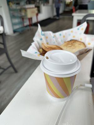 Mama Hawk's Kitchen & Coffee by null