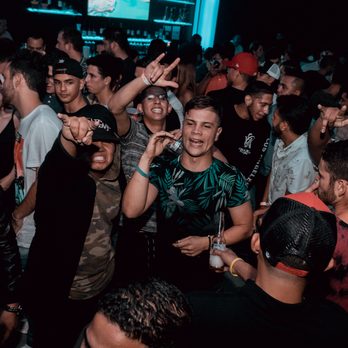 Midnight Hookah Lounge - a crowd of people dancing - Hookah Bars Near Me - Orlando, Florida Midnight Hookah Lounge - a crowd of people dancing - Hookah Bars Near Me - Orlando, Florida