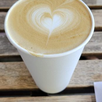 Artís Coffee - Latte with blueberry scone - Coffee & Tea Near Me - Berkeley, California Artís Coffee - Latte with blueberry scone - Coffee & Tea Near Me - Berkeley, California