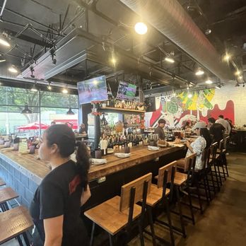 Palette 22 - Bars Near Me - Arlington, Virginia