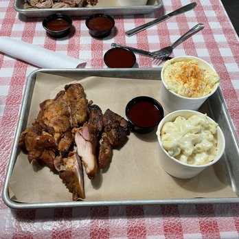 Armadillo Willy's BBQ - Boneless BBQ Chicken with Potato salad & Mac&Cheese. - American Near Me - Sunnyvale, California