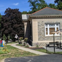 Chester Public Library