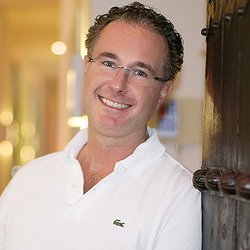 Dr. med. dent. Volker Staubach - Zahnarzt Dr. med. dent. Volker Staubach