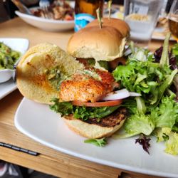 Sedona Taphouse - Salmon sliders
