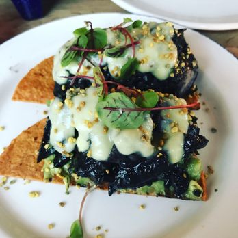 Quiubo - Ahi tuna appetizer. Delicious - Mexican Near Me - Naperville, Illinois