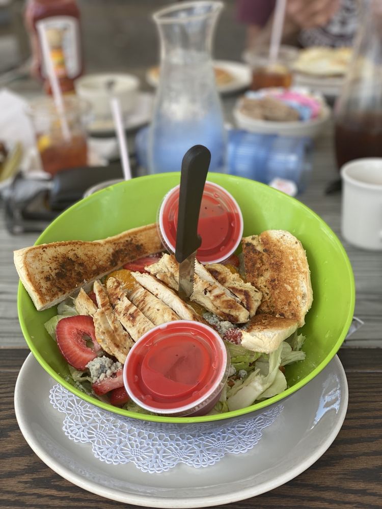 BLUEBERRY HILL BREAKFAST CAFE Updated July 2024 66 Photos & 89