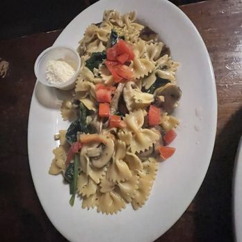 Horsefeathers - Wild Mushroom Pasta - American Near Me - Tarrytown, New York