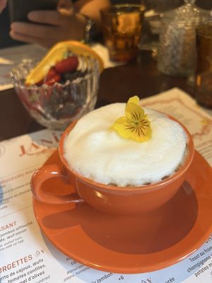 Janine Café-Brunch by null