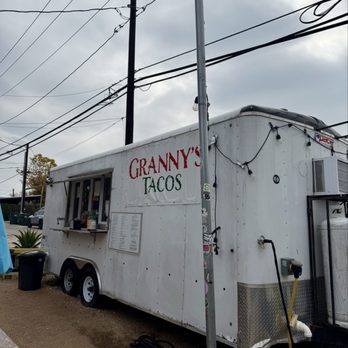 Granny's Tacos - Food truck - Food Trucks Near Me - Austin, Texas Granny's Tacos - Food truck - Food Trucks Near Me - Austin, Texas