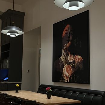 The Lobby Bar - Dining space - American Near Me - Miramar Beach, Florida
