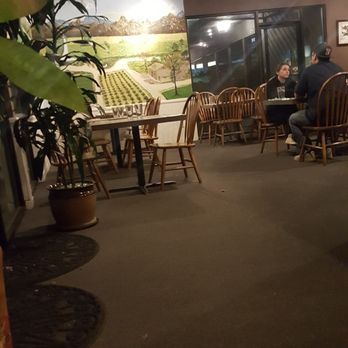 Pacific Breeze - Dining area. - Thai Near Me - Tigard, Oregon Pacific Breeze - Dining area. - Thai Near Me - Tigard, Oregon