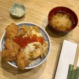Kurobuta Hire Katsudon (Pork Tenderloin) Kurobuta Hire Katsudon (Pork Tenderloin)