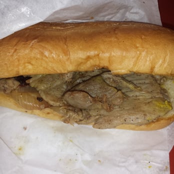 Willie's Wee-Nee Wagon - Boneless porkchop sandwich - New American Near Me - Brunswick, Georgia