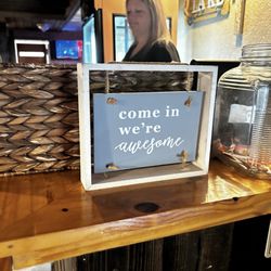 The Lakeside Restaurant - This sign was so cute!