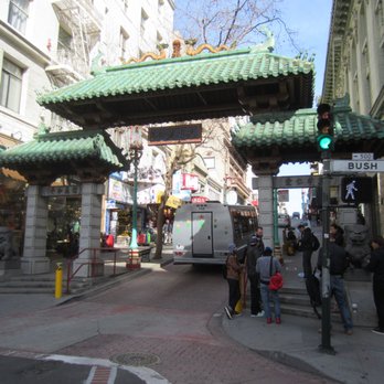 Dragon's Gate - Photo taken Tuesday, March 5, 2013 around 10:05 AM Pacific Time. - Landmarks & Historical Buildings Near Me - San Francisco, California