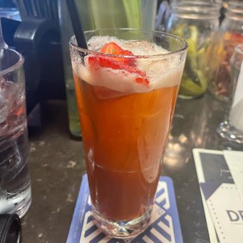 Drifters Kitchen and Bar - Cocktail Bars Near Me - Ridge, New York