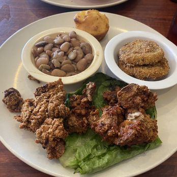 Kitty's Kafe - Fried chicken livers, speckled butter beans, fried green tomatoes and corn bread. - Breakfast & Brunch Near Me - Gulf Shores, Alabama Kitty's Kafe - Fried chicken livers, speckled butter beans, fried green tomatoes and corn bread. - Breakfast & Brunch Near Me - Gulf Shores, Alabama