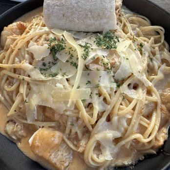 Blu Crabhouse & Raw Bar - Seafood pasta in creamy sauce - Seafood Near Me - Ocean City, Maryland