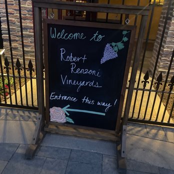 Robert Renzoni Vineyards - Entrance - Wineries Near Me - Temecula, California Robert Renzoni Vineyards - Entrance - Wineries Near Me - Temecula, California