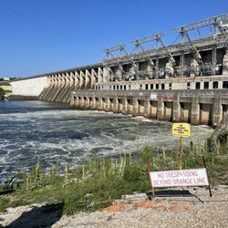 Bagnell Dam - Overview