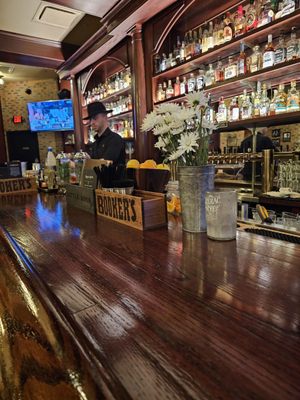 Wiseguy Lounge - Mass Ave by null