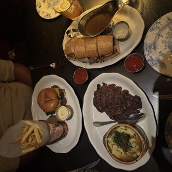 Armitage Alehouse - Peppercorn Steak Frites Wagyu Double Cheeseburger English-Cut Prime Rib Sandwich - Pubs Near Me - Chicago, Illinois Armitage Alehouse - Peppercorn Steak Frites Wagyu Double Cheeseburger English-Cut Prime Rib Sandwich - Pubs Near Me - Chicago, Illinois