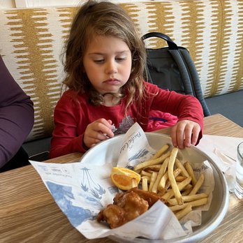 Pacific Catch - There's broccoli in my fries - Seafood Near Me - San Francisco, California Pacific Catch - There's broccoli in my fries - Seafood Near Me - San Francisco, California