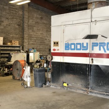Body Pros - Interior of Body Pros | Collision Center in Hilo Hawaii - Body Shops Near Me - Hilo, Hawaii