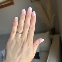 Acrylic full set. OPI bubble bath. Rounded square.