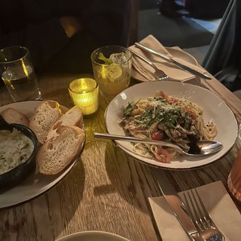Horsefeather - miso mushroom carbonara and goat cheese artichoke dip - Cocktail Bars Near Me - San Francisco, California