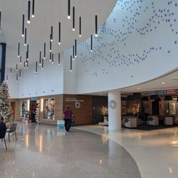 Overlake Medical Center - Dropping my daughter off for a babysitter/CPR/First aid class.